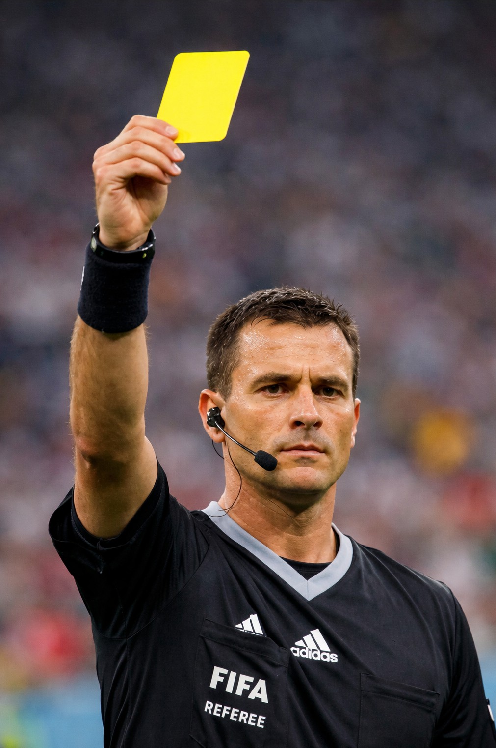 2026 世界杯黄牌会不会累计到淘汰赛？规则一次说清